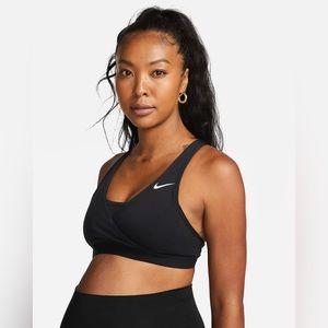 Nike Women's Medium-Support Padded Sports Bra (Maternity)